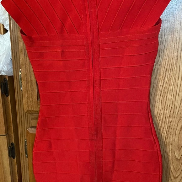 Red sexy bandage dress - Picture 3 of 3